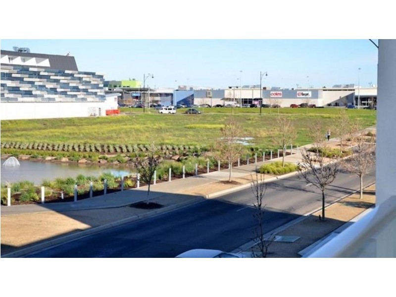 19 Garrety Road, Caroline Springs VIC 3023