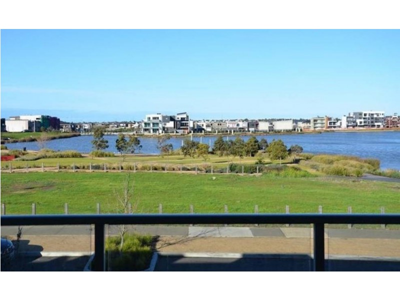 19 Garrety Road, Caroline Springs VIC 3023