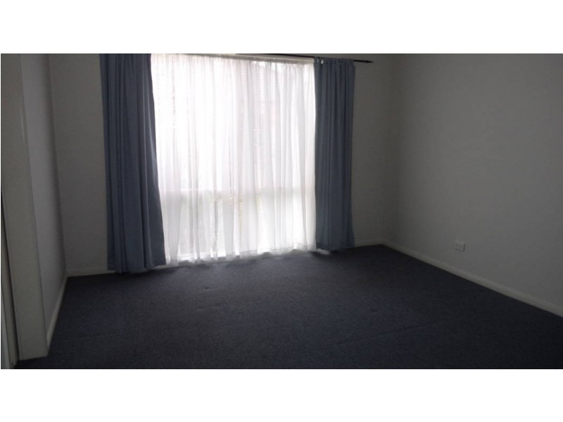 7 Macedon Close, Caroline Springs VIC 3023