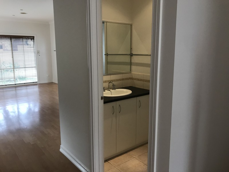 3 Colac Place, Caroline Springs VIC 3023