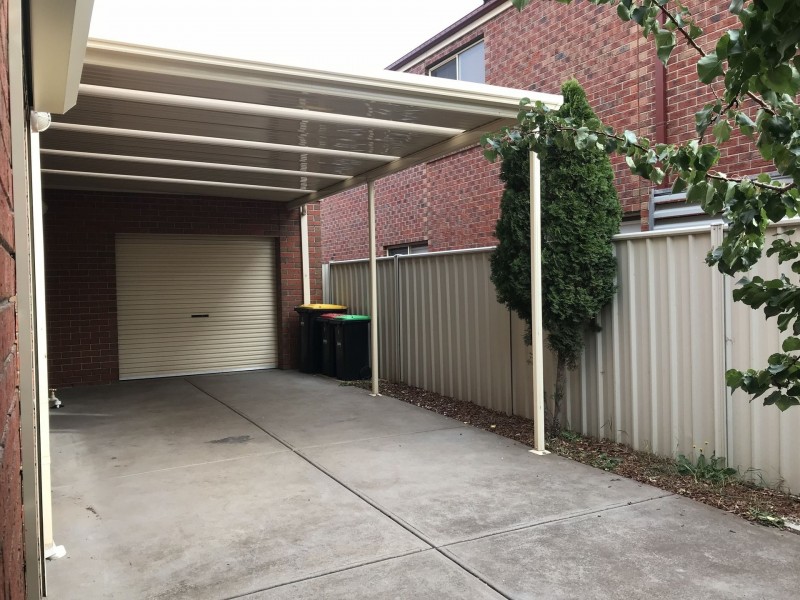 3 Colac Place, Caroline Springs VIC 3023