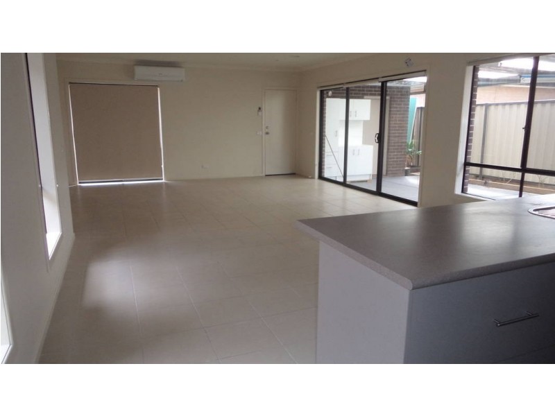 40C The Avenue, Caroline Springs VIC 3023