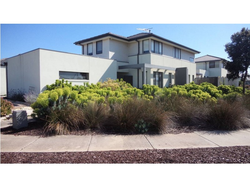 17 Regent Close, Burnside Heights VIC 3023