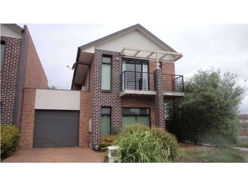 80 Jindabyne Avenue, Taylors Hill VIC 3037