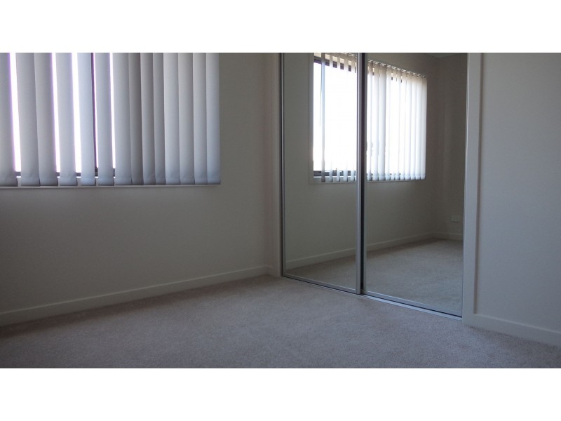 7/79-89 Lancefield Drive, Caroline Springs VIC 3023
