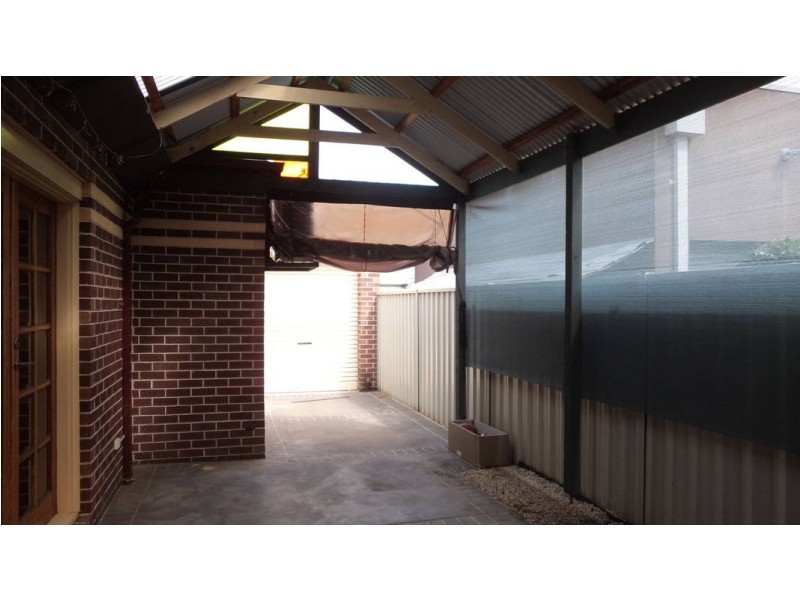 22 Yendon Close, Caroline Springs VIC 3023