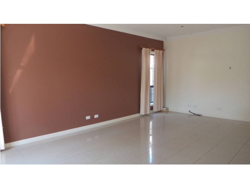 25 Streeton Avenue, Caroline Springs VIC 3023