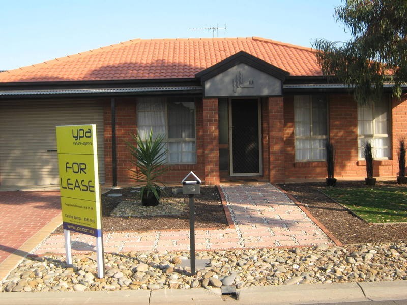 13 Macklin Way, Caroline Springs VIC 3023