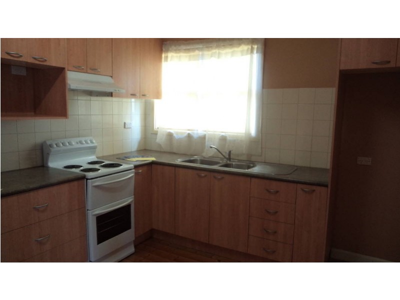 34 Margaret Street, Werribee VIC 3030