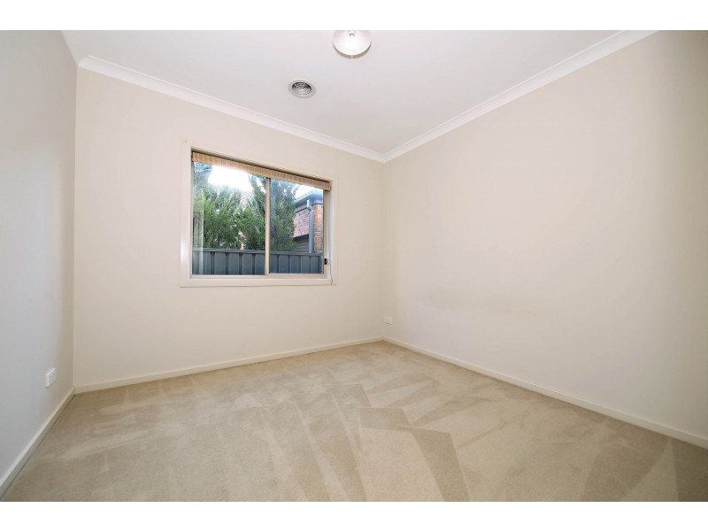 23 Dobell Crescent, Caroline Springs VIC 3023