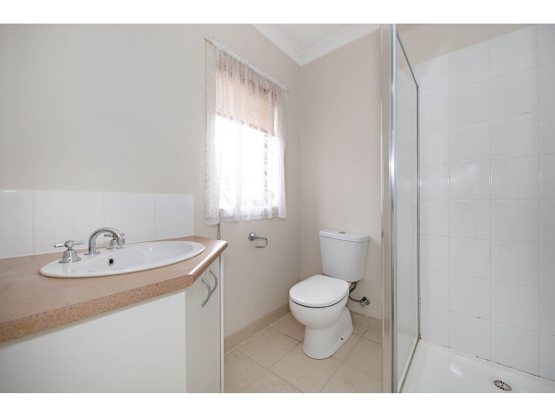 23 Dobell Crescent, Caroline Springs VIC 3023