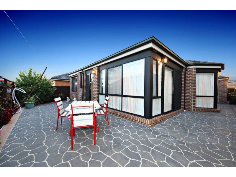 31 Chifley Circuit, Burnside Heights VIC 3023