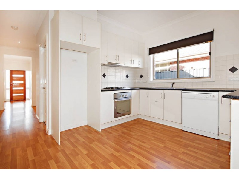 29 Heyson Parkway, Caroline Springs VIC 3023