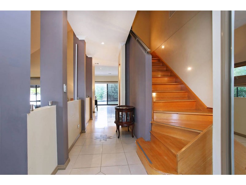 28 Studley Parkway, Caroline Springs VIC 3023