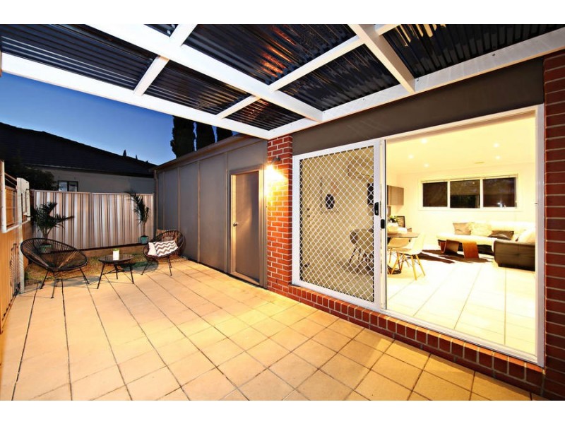 6 Strathvea Lane, Caroline Springs VIC 3023