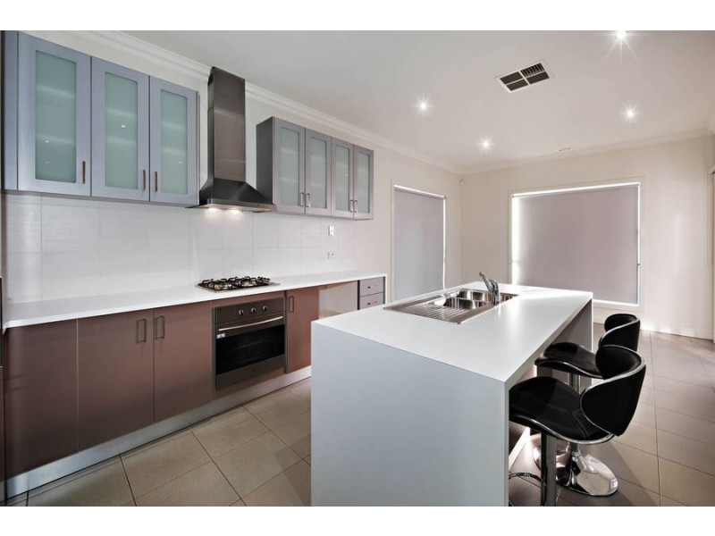9 Wylie Circuit, Burnside Heights VIC 3023