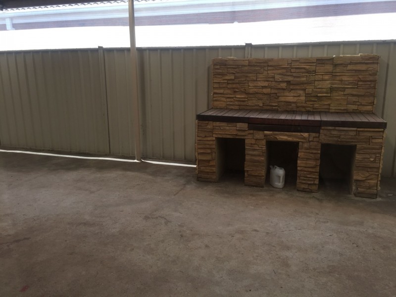 16 Milburn Circuit, Caroline Springs VIC 3023