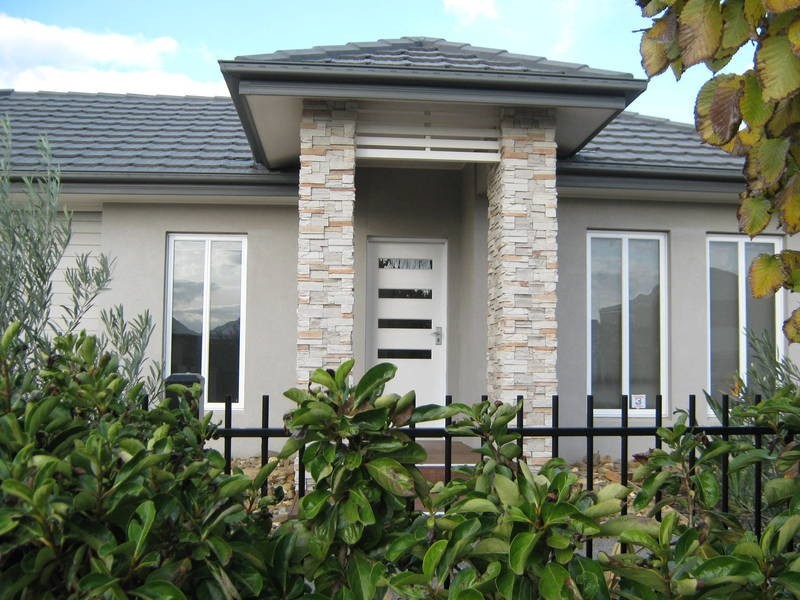 7 Botanical Dr, Caroline Springs VIC 3023