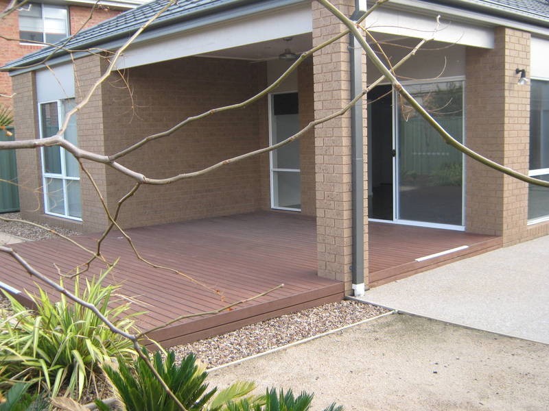 7 Botanical Dr, Caroline Springs VIC 3023