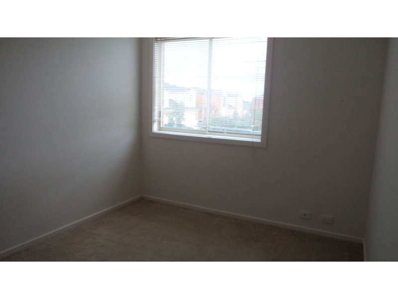 51 Amberlea Circuit, Taylors Hill VIC 3037