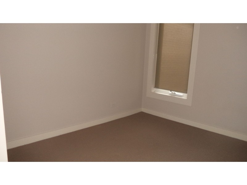 33 Barringo Way, Caroline Springs VIC 3023