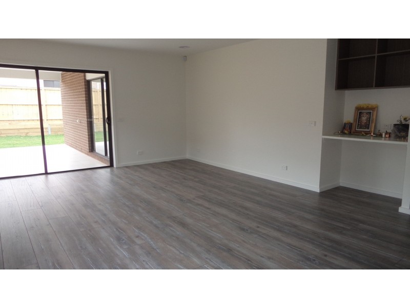 34 Luxor Drive, Plumpton VIC 3335