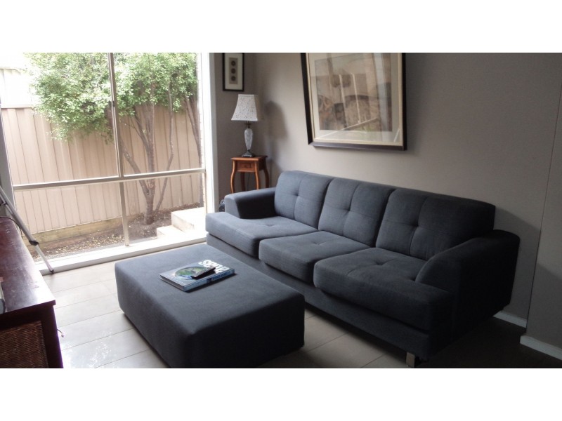 22 Glen Drouitt Drive, Caroline Springs VIC 3023