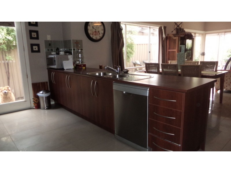 22 Glen Drouitt Drive, Caroline Springs VIC 3023