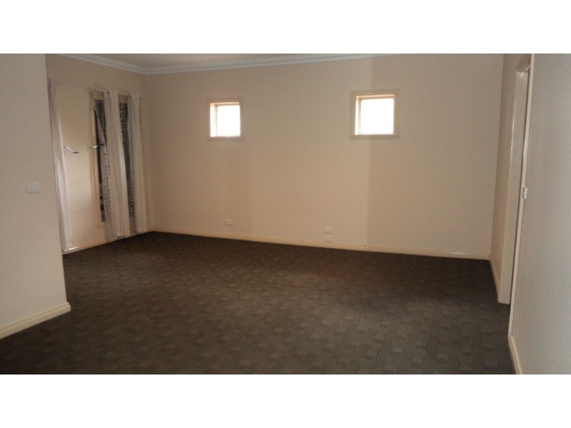 120 Tenterfield Drive, Burnside Heights VIC 3023