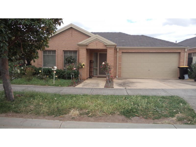 9 Hele Close, Caroline Springs VIC 3023