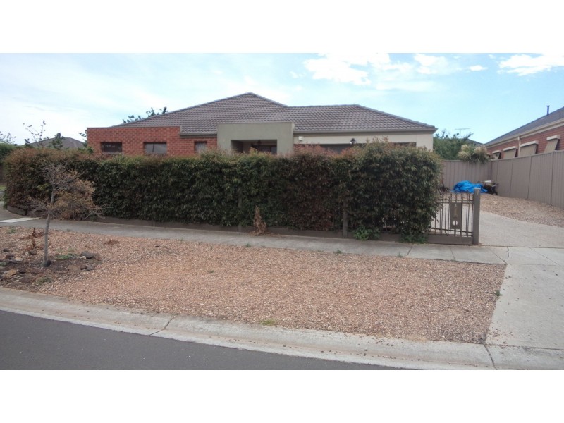 1 Barringo Way, Caroline Springs VIC 3023