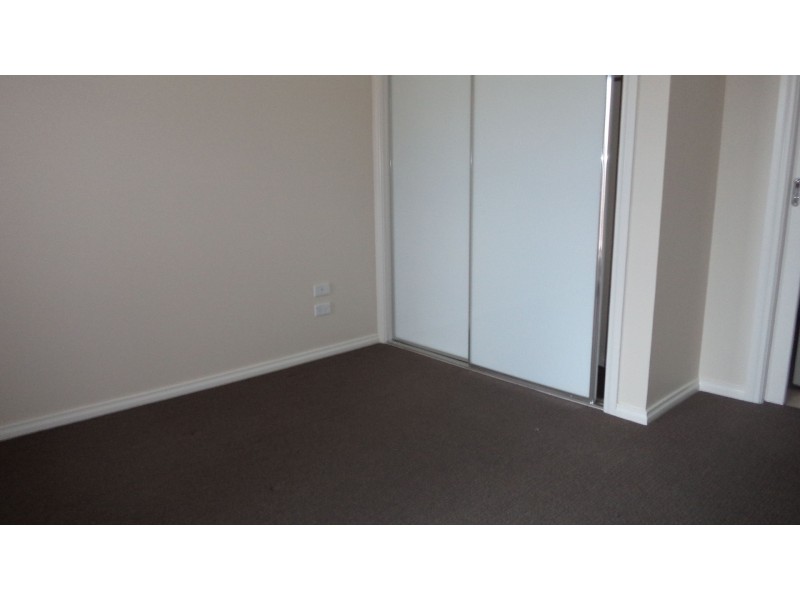 3/4 Darlington Grove, Sydenham VIC 3037