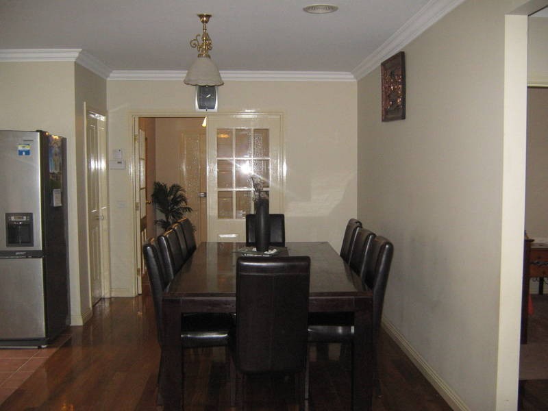 13 Copes Wood Bend, Caroline Springs VIC 3023