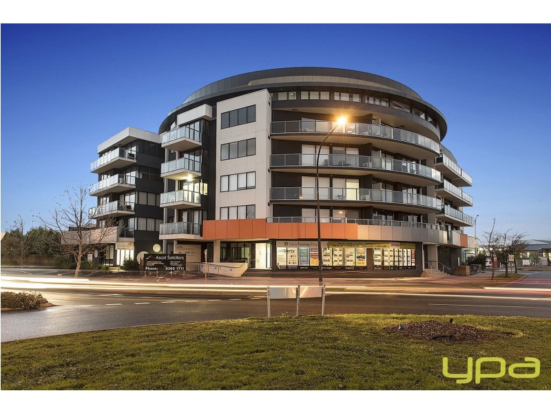 26/1 Woodward Way, Caroline Springs VIC 3023
