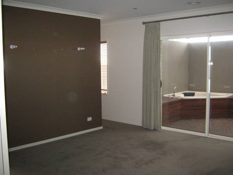 2 Central Park Blv, Derrimut VIC 3030