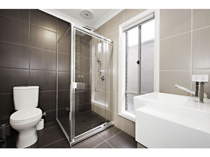 9 Dunlop Way, Plumpton VIC 3335