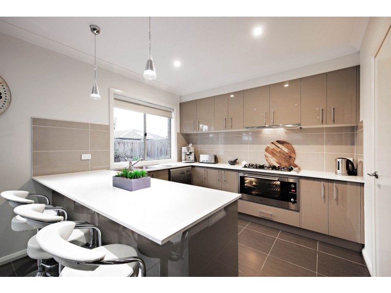 9 Dunlop Way, Plumpton VIC 3335