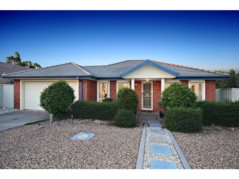 6 Belair Court, Caroline Springs VIC 3023