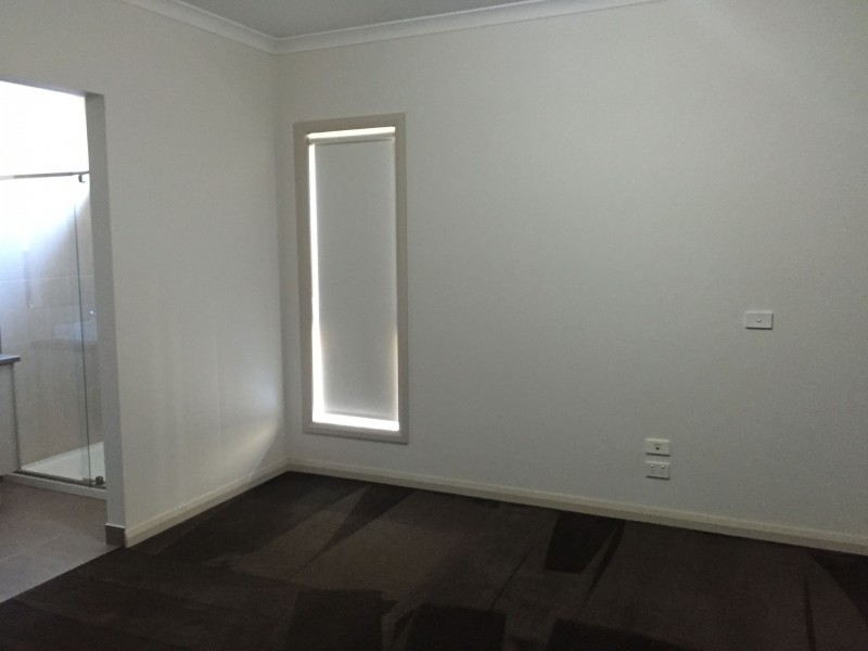 56 Rutherglen Way, Caroline Springs VIC 3023