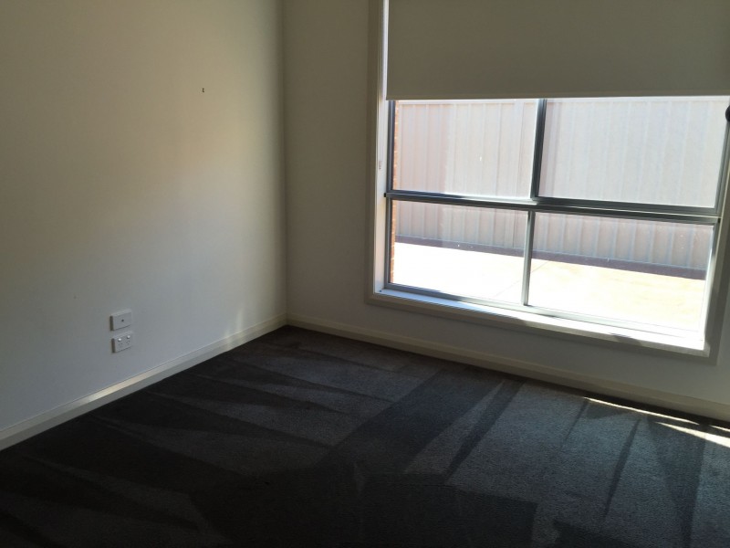 56 Rutherglen Way, Caroline Springs VIC 3023