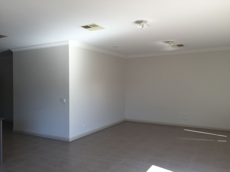 56 Rutherglen Way, Caroline Springs VIC 3023