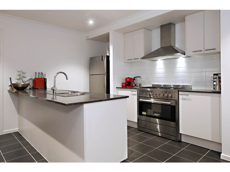 37 Wright Circuit, Plumpton VIC 3335