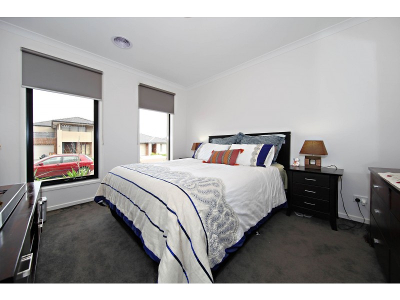 37 Wright Circuit, Plumpton VIC 3335