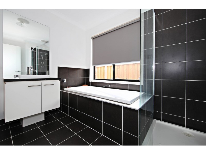 37 Wright Circuit, Plumpton VIC 3335