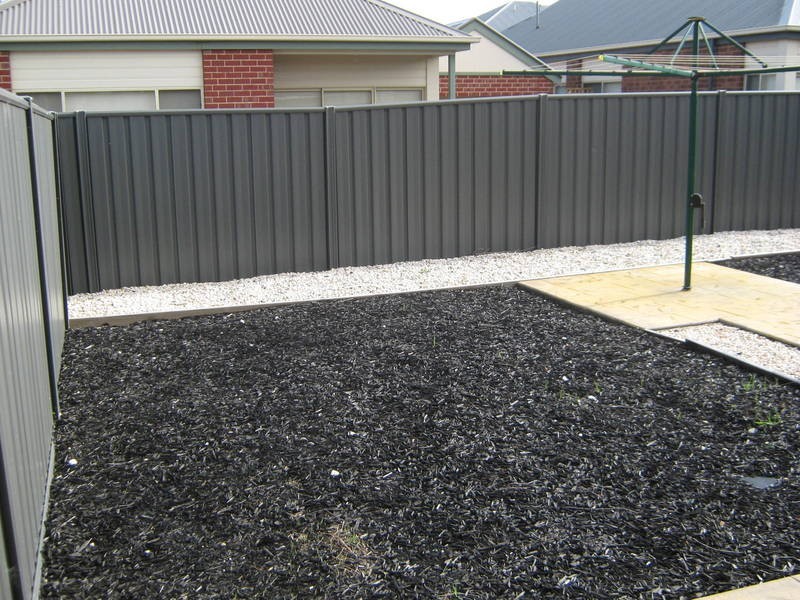 13 Lancely Green, Caroline Springs VIC 3023