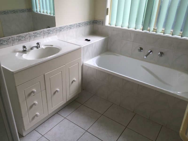 6 Grigorieva Court, Burnside VIC 3023