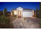 2 Weigall Close, Caroline Springs VIC 3023