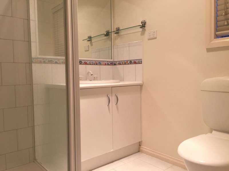 33 Mockridge Avenue, Burnside VIC 3023