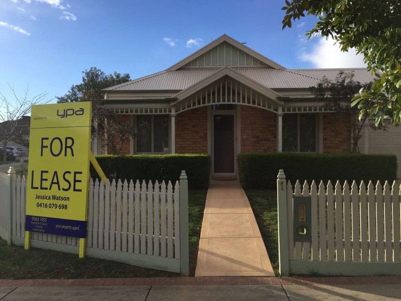 1 Mersey Lane, Caroline Springs VIC 3023