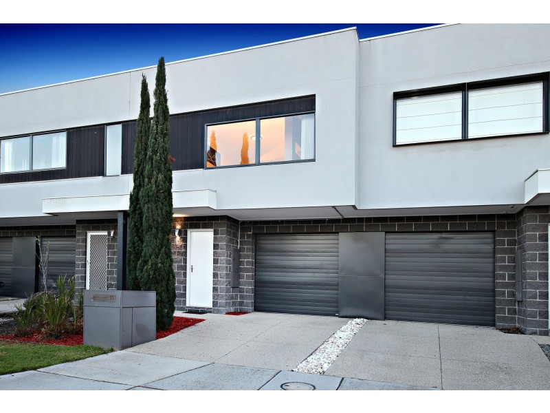 11 Amore Drive, Sunshine West VIC 3020